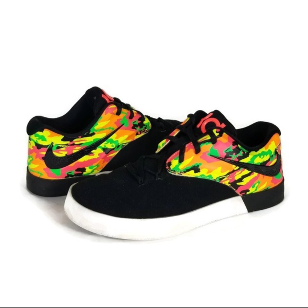 Kevin Durant Nike size 7y neon camo